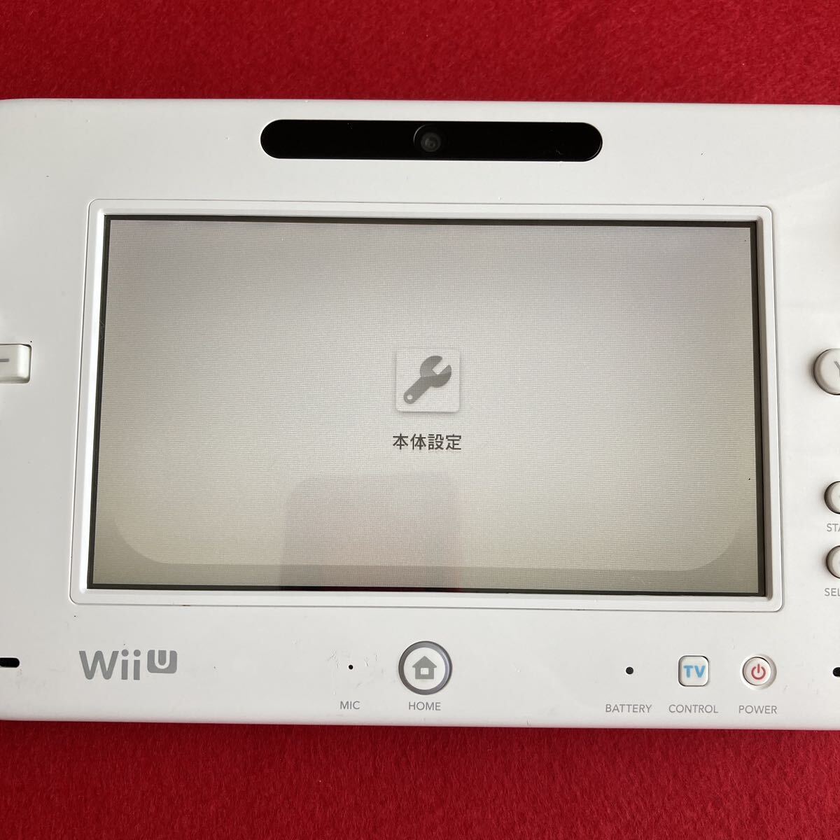 動作確認済　任天堂 WiiU 本体8GBゲームパッド セット　ジャンク品 ホワイト_画像4
