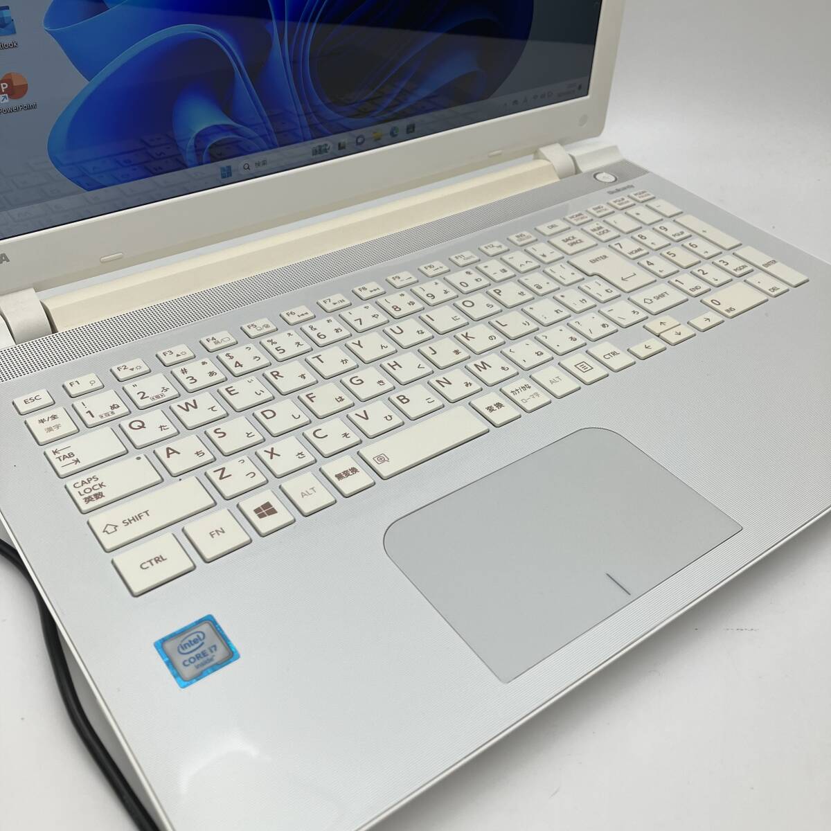 フルHD 最強i7 メモリ16GB 爆速新品SSD Core i7-6500U Windows11 Office2021 ONKYO製スピーカー Blu-ray Bluetooth 人気東芝ノートパソコン_画像5