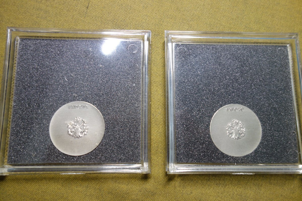 日本万博博覧会記念メダル EXPO'70 SILVER MEDAL 銀(925/1000) 18.57g・18.58g 1970年 ケース入り 2点セットで   m644の画像5