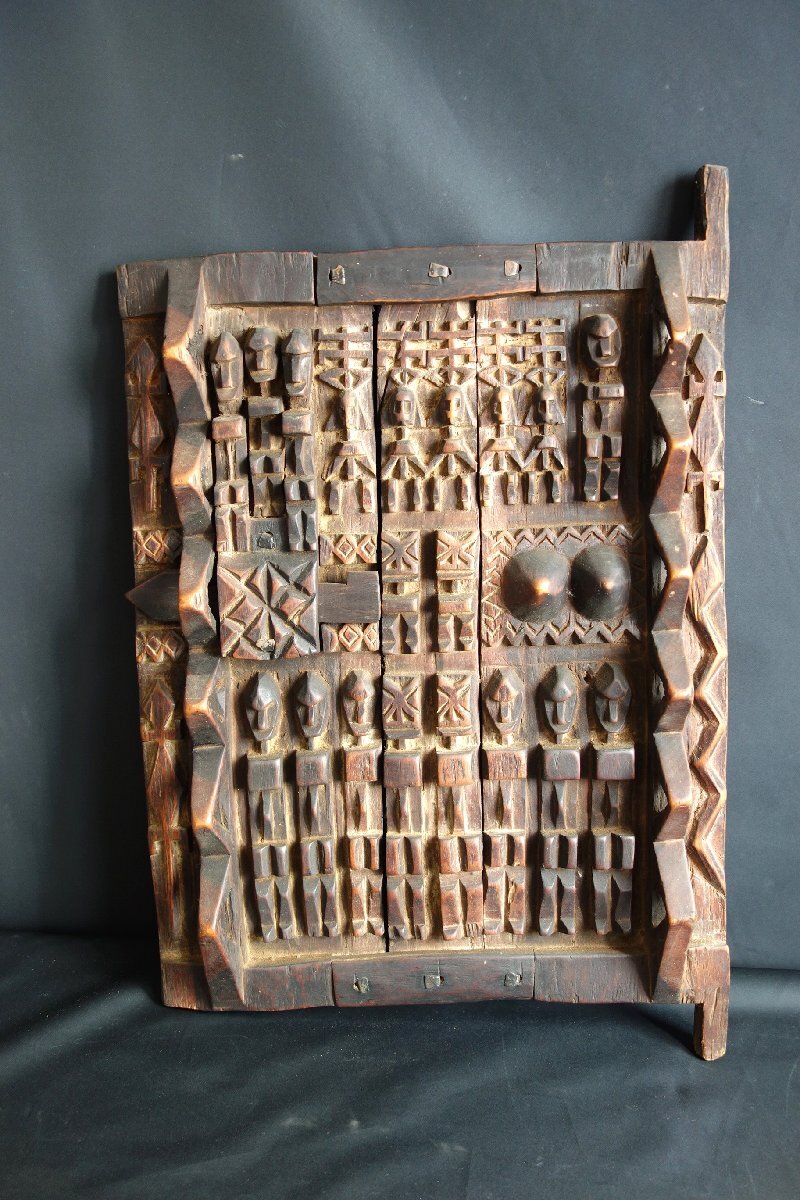 ドゴンの扉 ドゴン族 アフリカ マリ共和国 木彫 オブジェ インテリア 約52×34×5cm 重量約2.25kg   m657の画像1