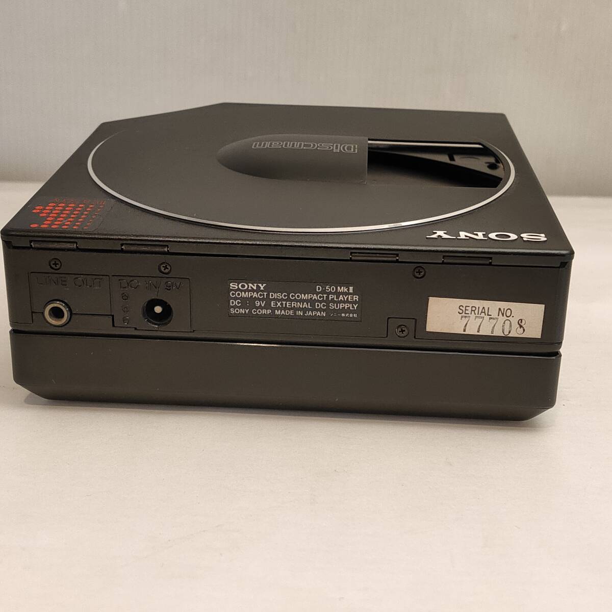 ●ジャンク品 SONY ソニー Discman ディスクマン ポータブルCDプレーヤー D50 MkII + BATTERY CASE EBP-380 ACアダプターAC-D55付き●の画像5