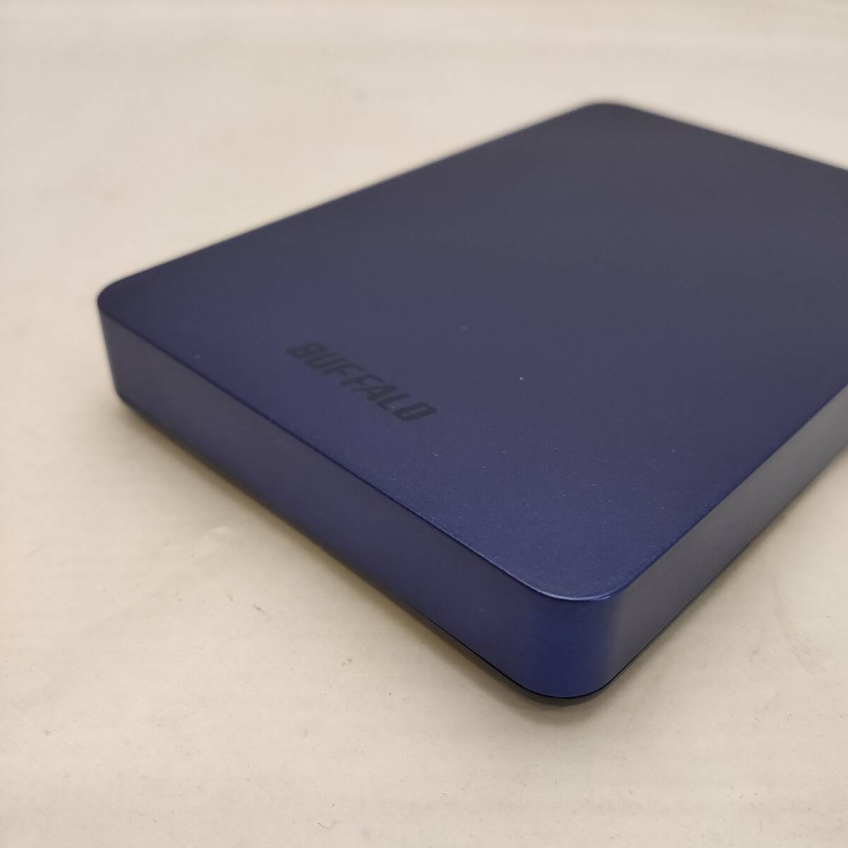 ●BUFFALO バッファロー USB3.0対応 ポータブルハードディスク HD-PNF1.0U3-BLC 1.0TB HD-PNFU3-Cシリーズ 本体のみ●_画像4