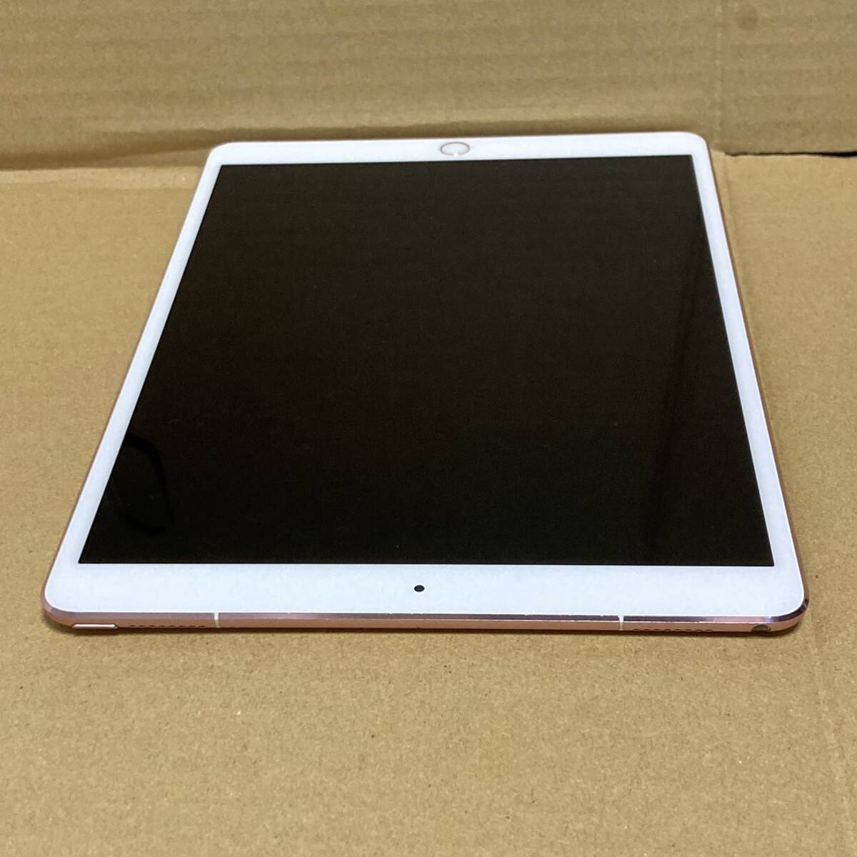 simフリー Apple iPad Pro 10.5インチ 64GB Wi-Fi+Cellularモデル A1709の画像2