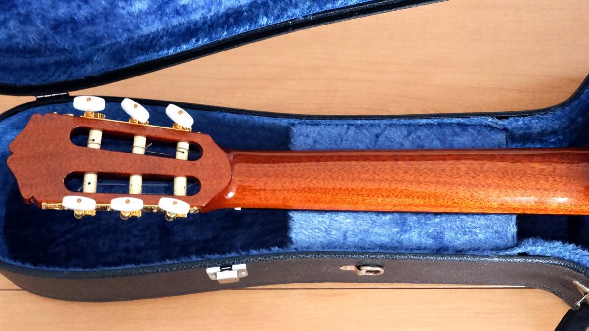 良品：Yairi （Kヤイリ）クラシックギター SA-5、1997年 日本製 ハードケース付の画像5