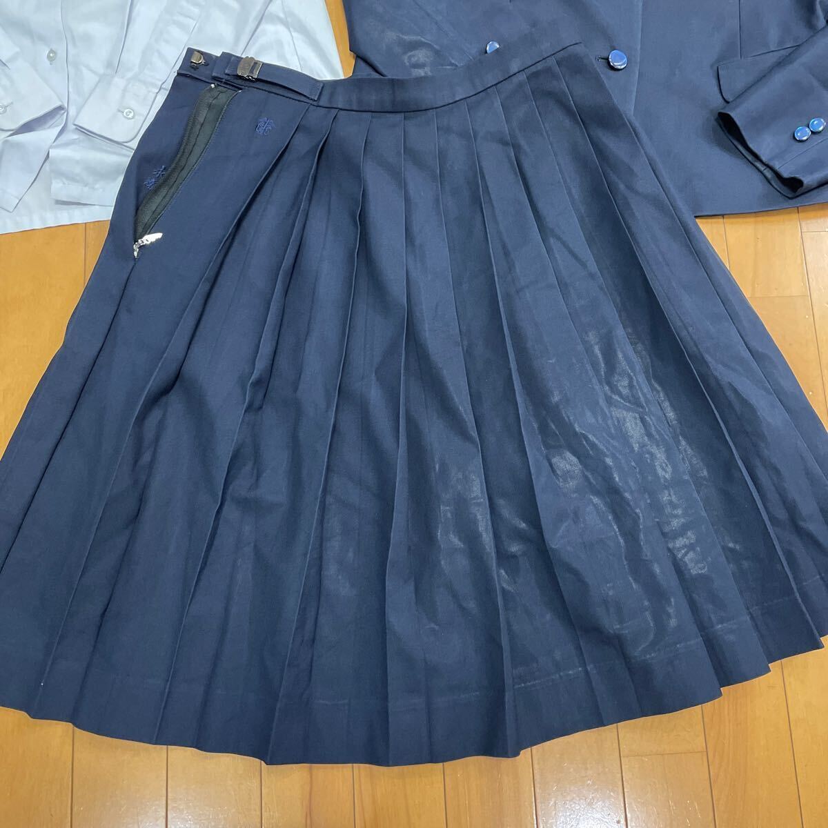 3 2 コスプレ衣装 冬 制服 上下セット ブレザー ブラウス スカート 岐阜商業_画像5