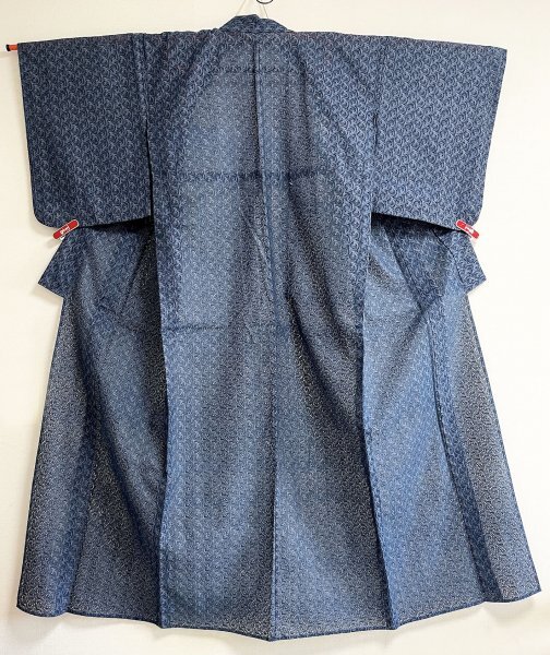 KIRUKIRU リサイクル 着物 レース 綿地 身丈160cm くすみがかった青地 抽象柄 カジュアル 小紋 着付け 和装の画像2