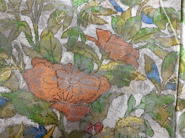KIRUKIRU リサイクル 着物 身丈150.5cm 薄茶地にボタニカル柄 植物 花柄 モダン レトロ 着付け 和装 カジュアル 小紋の画像8