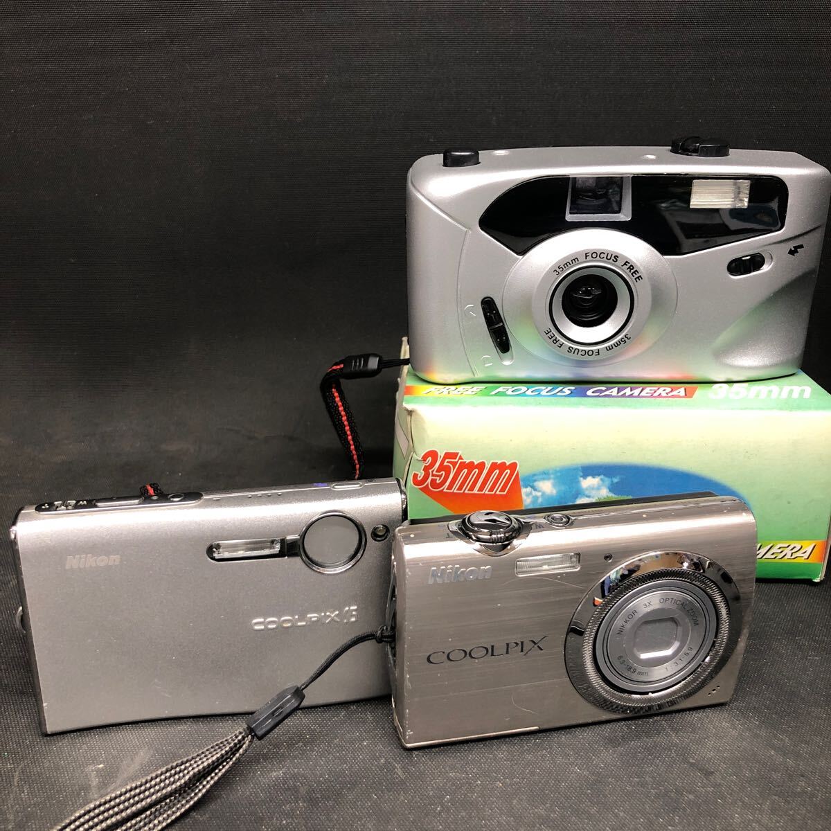 G102 【ジャンクカメラ関係いろいろ！】フィルムカメラ デジカメ NIKON PANASONIC SONY ハンディカメラ CANON 充電器 ケース ジャンクの画像2