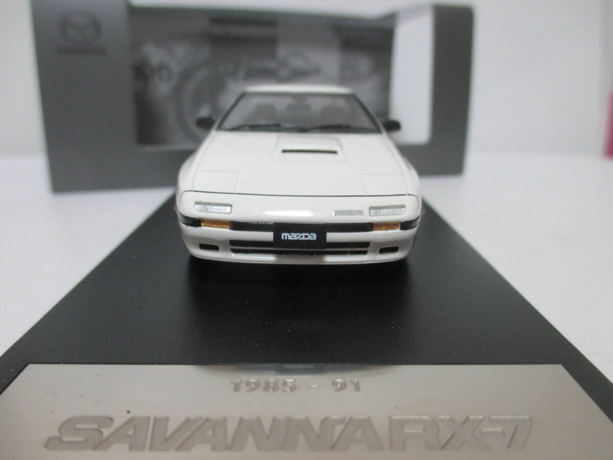 マツダ100周年記念 マツダRX-7（FC3S)  1/43の画像3