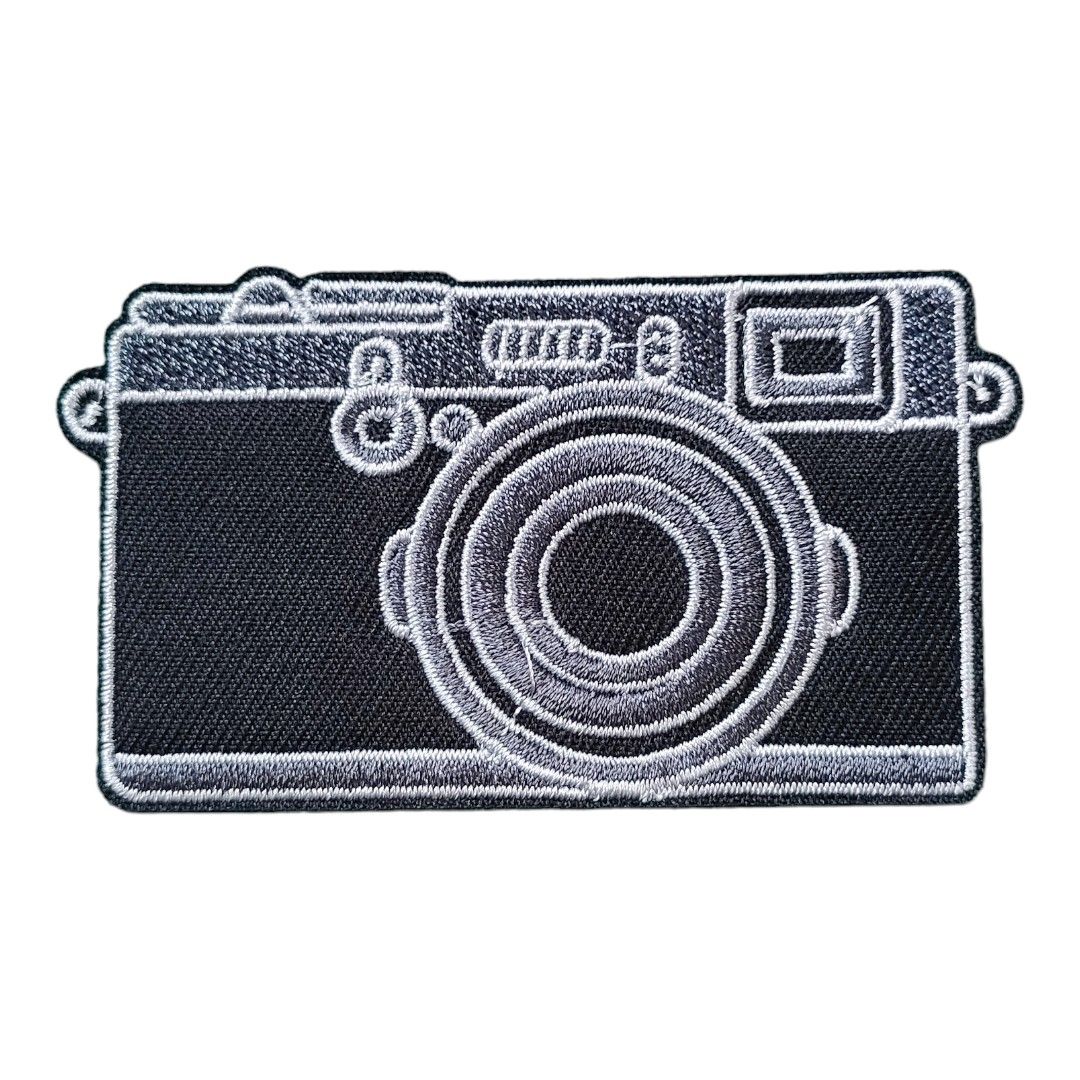 B-16【 アイロンワッペン 】 刺繍ワッペン アップリケ リメイク カメラcamera アイロンワッペン ワッペン patch
