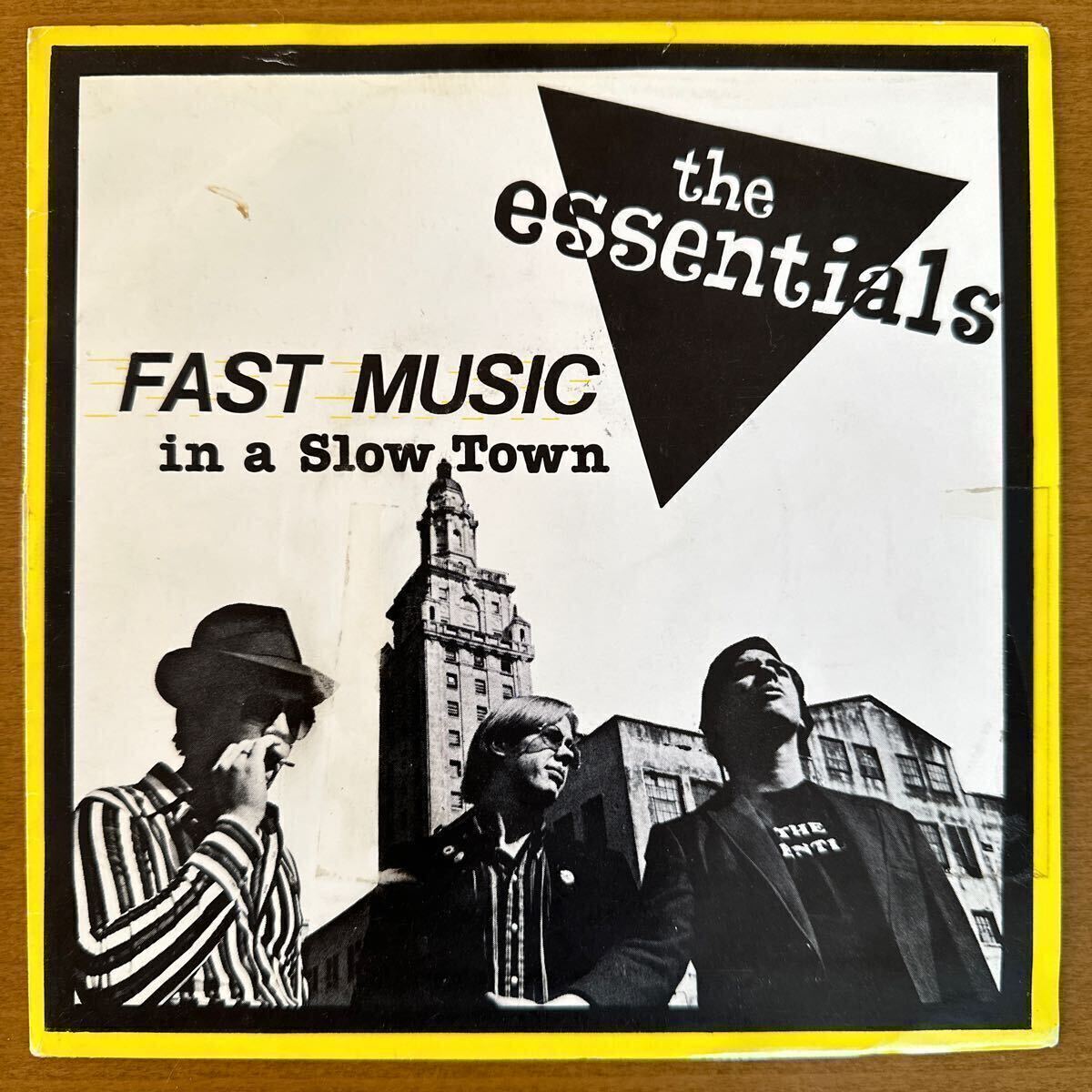 THE ESSENTIALS / Fast Music In A Slow Town（1982/US）Orig.7inch スーパーレア【PUNK/POWER POP/NEW WAVE/MOD RIVIVAL/KBD/パンク天国】の画像1