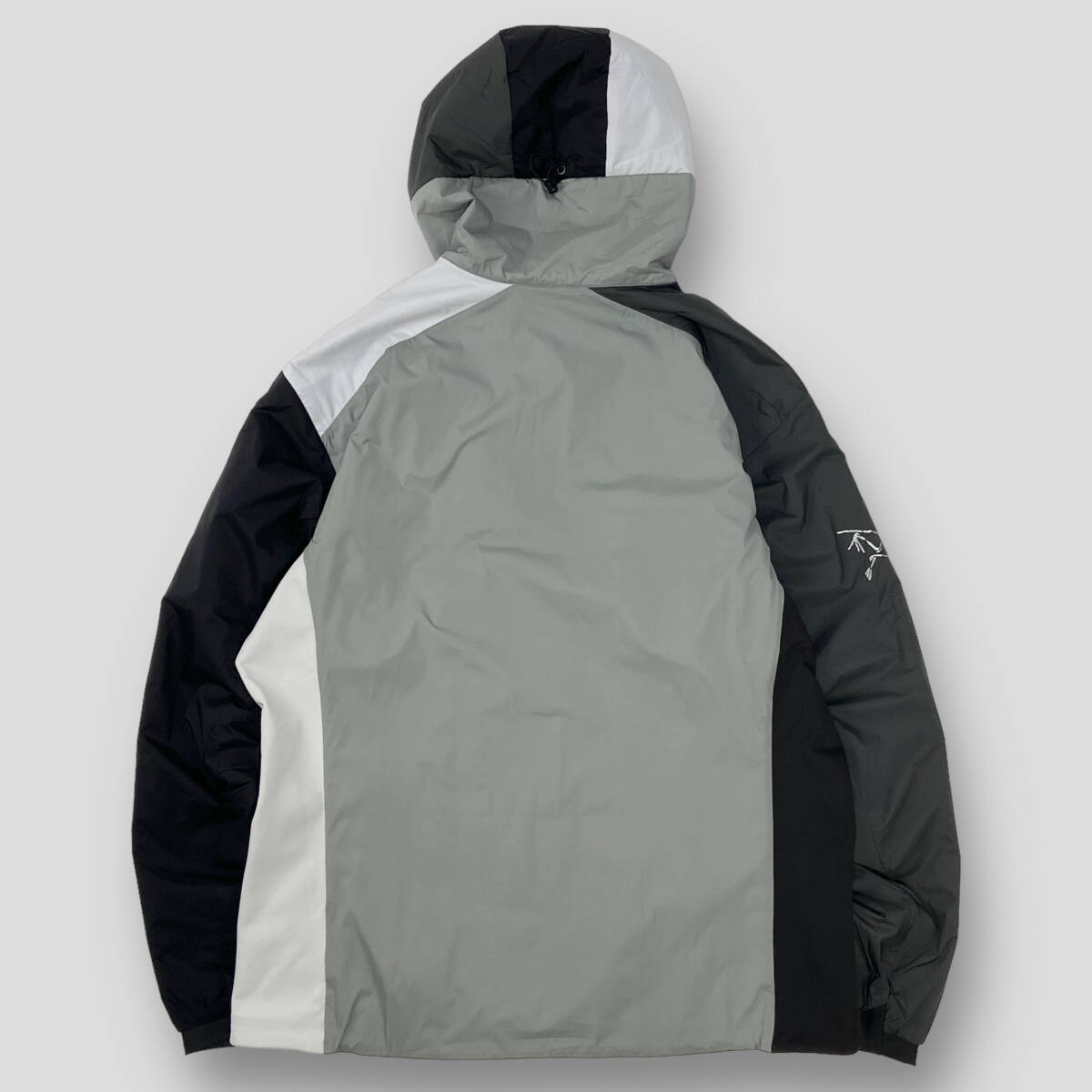 新品未使用 ARC’TERYX x BEAMS アークテリクス x ビームス 23AW 別注 Wabi-Sabi Atom Hoody アトムフーディー 11-18-1532-729 XL SSM3258_画像2