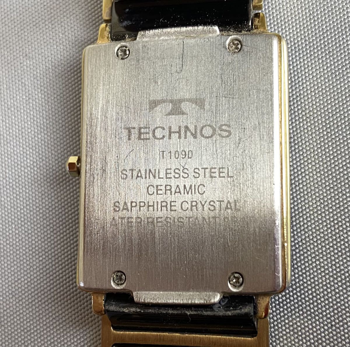D25上B6 稼働品 TECHNOS テクノス クォーツ セラミック CERAMIC T1090 スクエア 腕時計の画像4