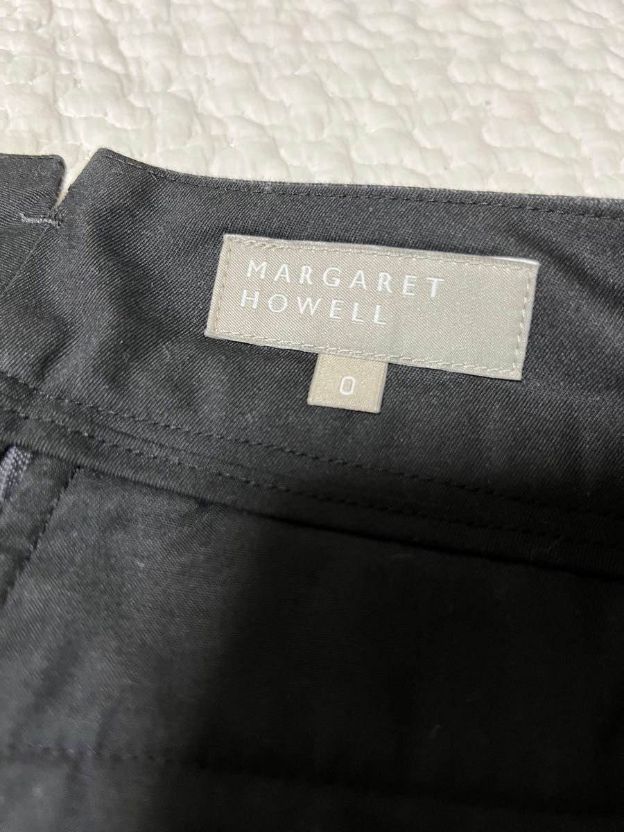 週末限定セール　MARGARET HOWELL ワイドパンツ  半端丈　リネン混 ポケット ボトムス