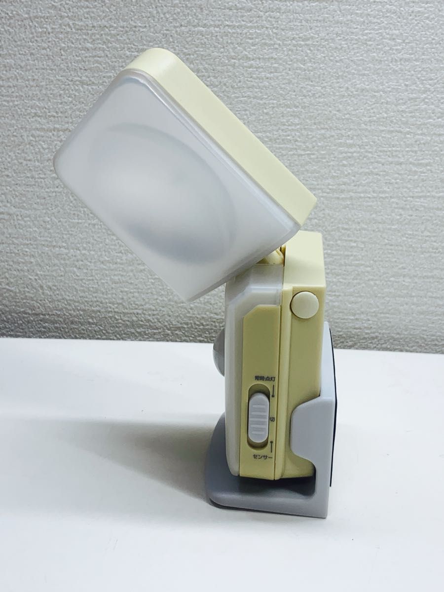2個セット　ムサシ RITEX LEDセンサーライト ＆ 専用ACアダプター照明