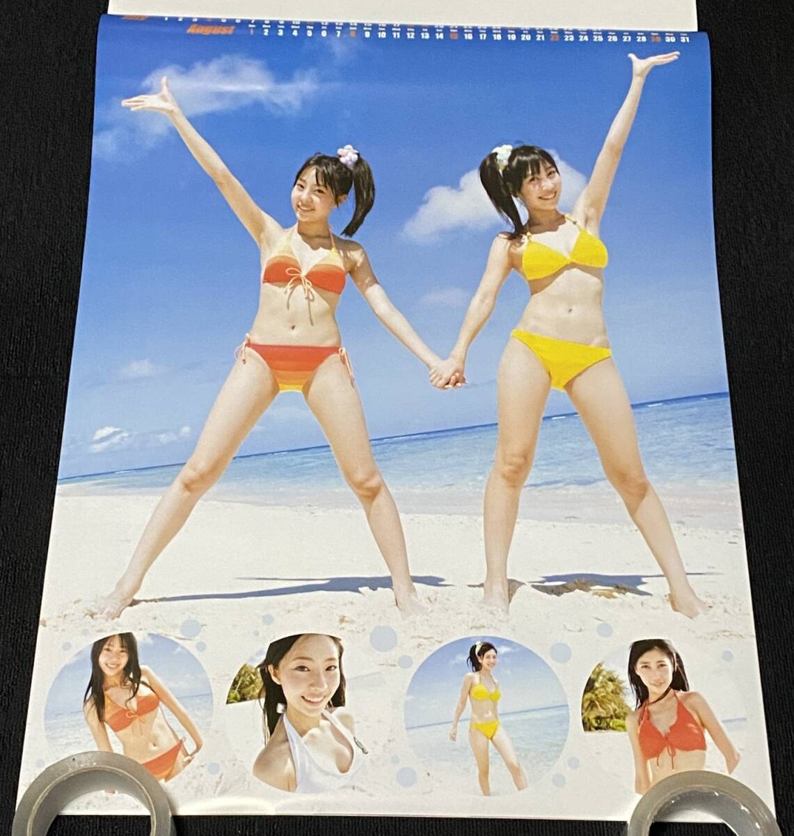 B910/ 近野莉菜×藤江れいな カレンダー 2010年 / B2サイズ AKB48_画像2