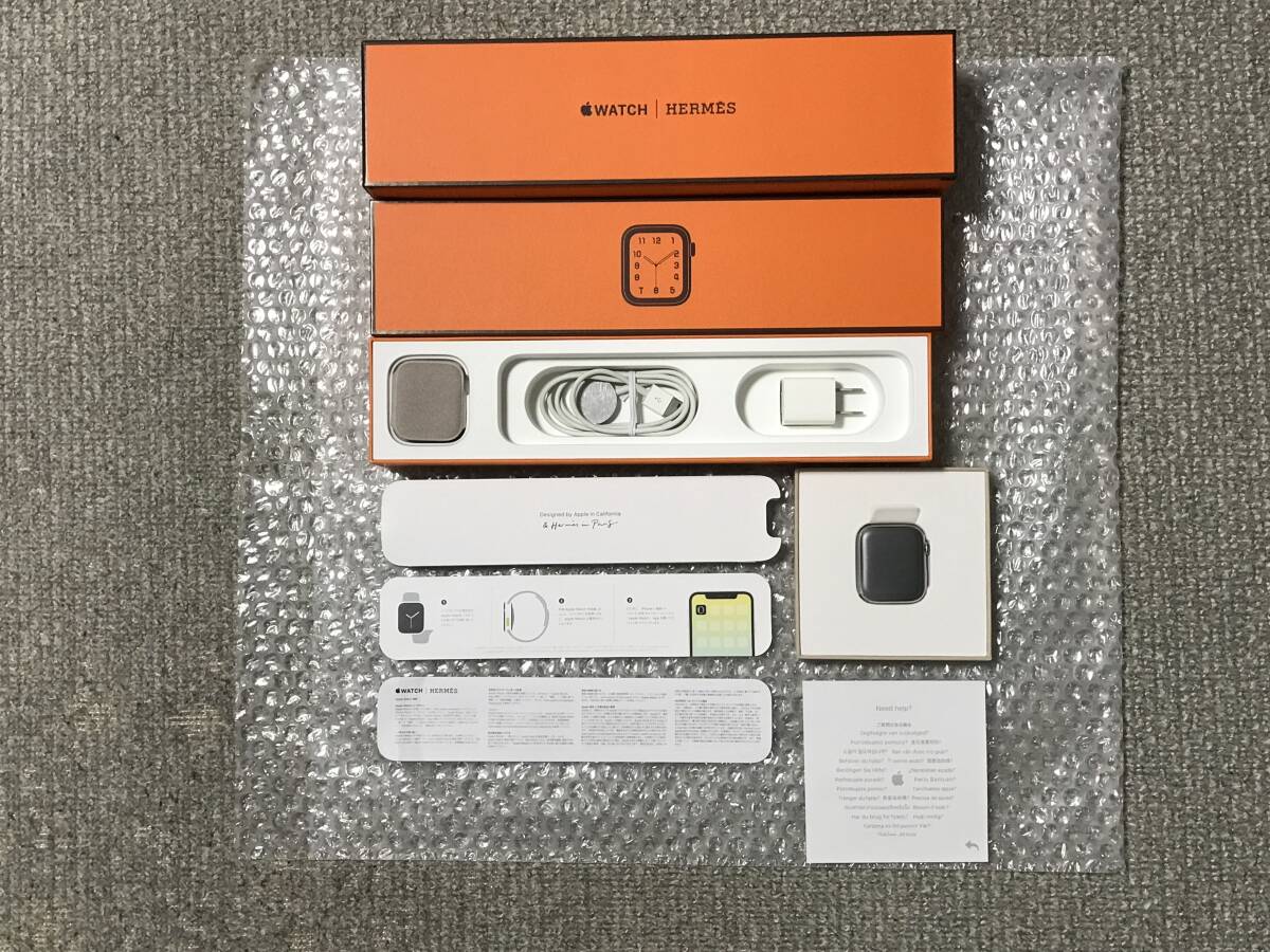 新品、未使用 Apple Watch Hermes Series 4 GPS+Cellularモデル 44mm MU772J/A_画像1