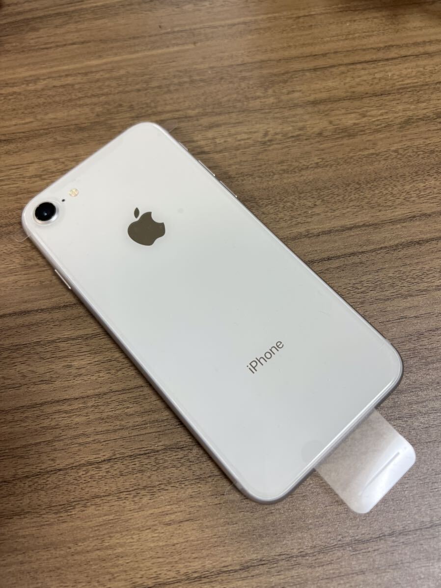 新品 iPhone8 64GB シルバー SIMフリー バッテリー100% 未使用品の画像10