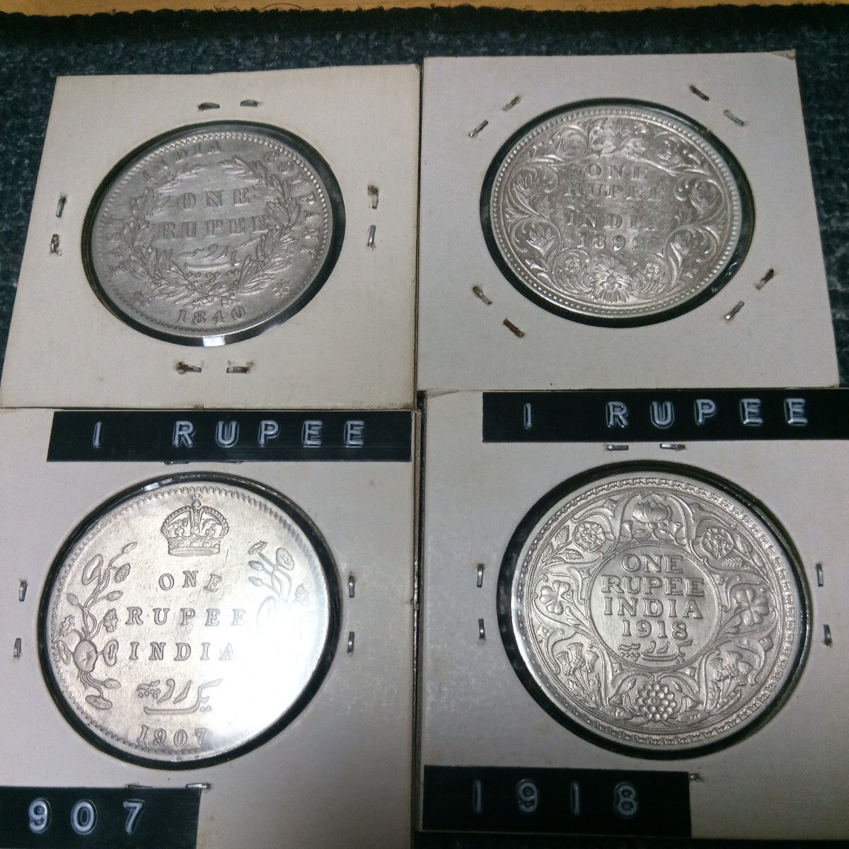 希少インド銀貨４枚 硬貨１８枚 計２２枚 古銭の画像1