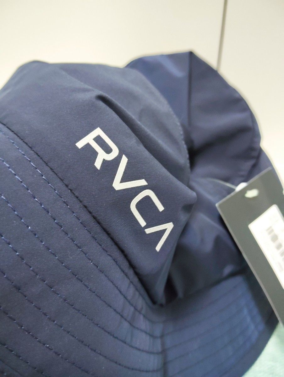 【新品 RVCA（ルーカ）】シンプルロゴ あご紐付バケットハット【2024春夏】BE04A958