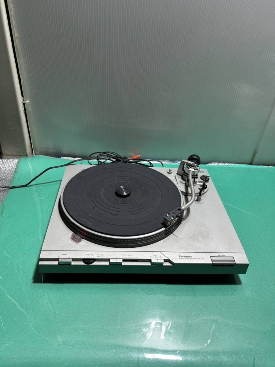 Technics SL-D3U レコードプレーヤー テクニクス オーディオ機器 昭和レトロ通電確認済みその他動作未確認シャンクの画像1