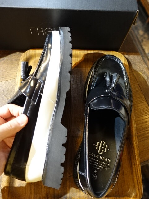 フラグメントデザイン　fragment × COLE HAAN サイズ27　タッセル　ローファー　未使用　C38634 CH×FRGMT AC TASSEL_画像2