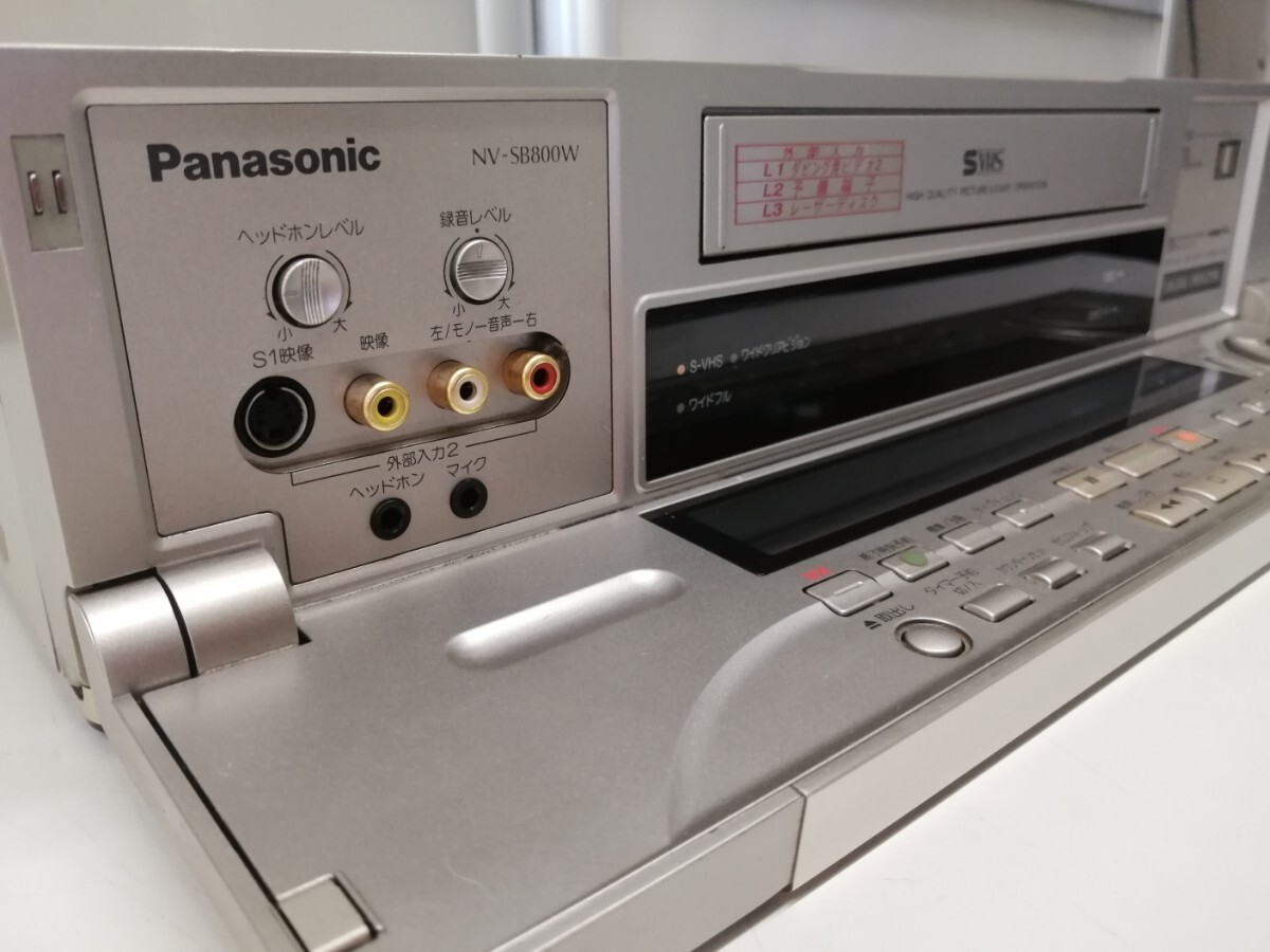 Panasonic パナソニック S-VHS ビデオデッキ NV-SB800W S-VHSビデオデッキ ジャンク扱中古品の画像3