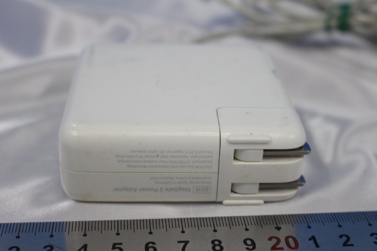 J3404★★同梱不可★★MacBook Pro 充電器 magsafe2 85ｗ 本体のみ 動作確認済の画像6
