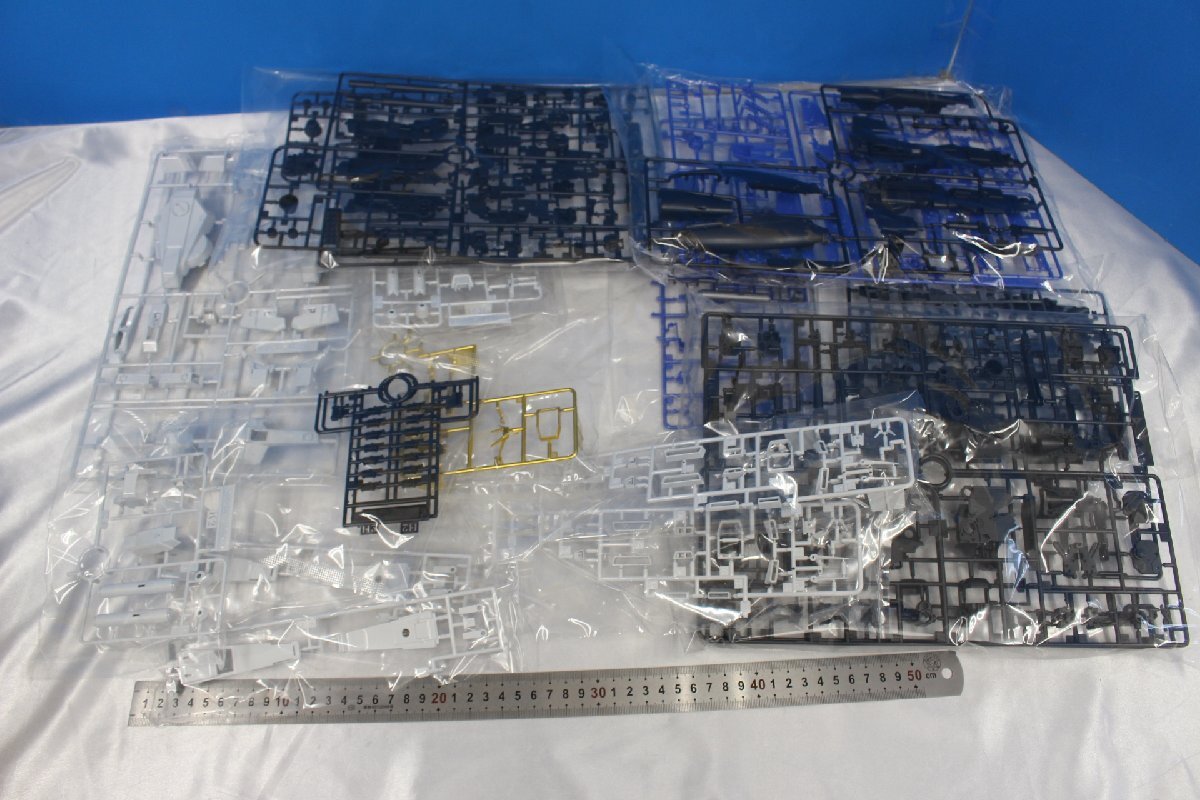 T3534** including in a package un- possible **MG 1/100 Gundam base limitation FAZZ Ver.Ka titanium finish not yet constructed 