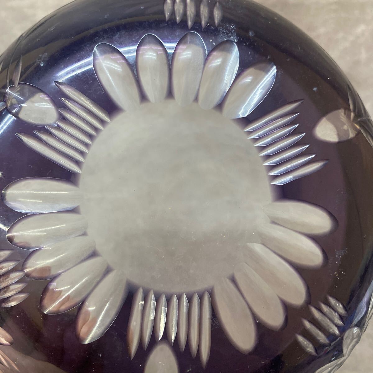 切子？ 花柄 大鉢 直径約20cm パープル 紫 菓子鉢 鉢 伝統工芸 日本 japanの画像8