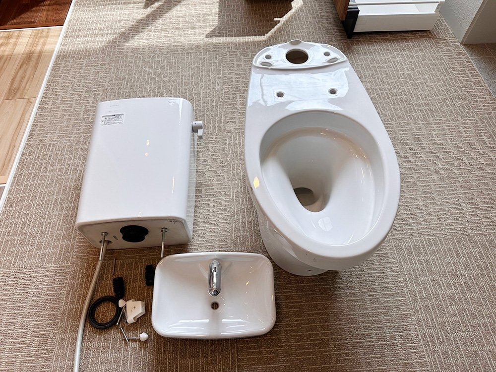 Yahoo!オークション - 27644 TOTO タンク型トイレ 陶器 床排水 Yahoo!オークション - 27644 TOTO タンク型トイレ 陶器 床排水