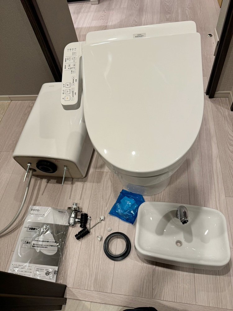 Yahoo!オークション - 27614 TOTO タンク型トイレ 陶器 壁排水 Yahoo!オークション - 27614 TOTO タンク型トイレ 陶器 壁排水