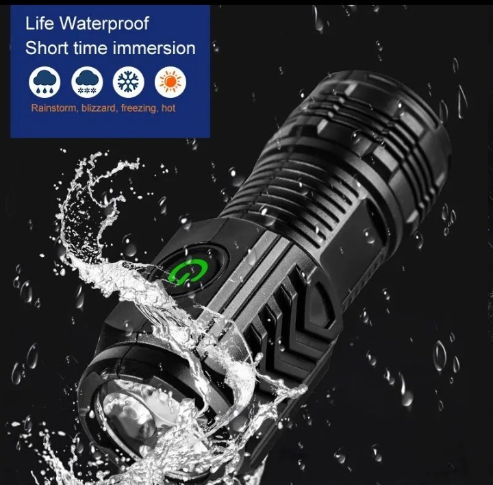 ミニ懐中電灯 3LED 高輝度ハンディライト USB充電式 防水機能 ベルトフック、マグネット装備 ブラック！の画像3