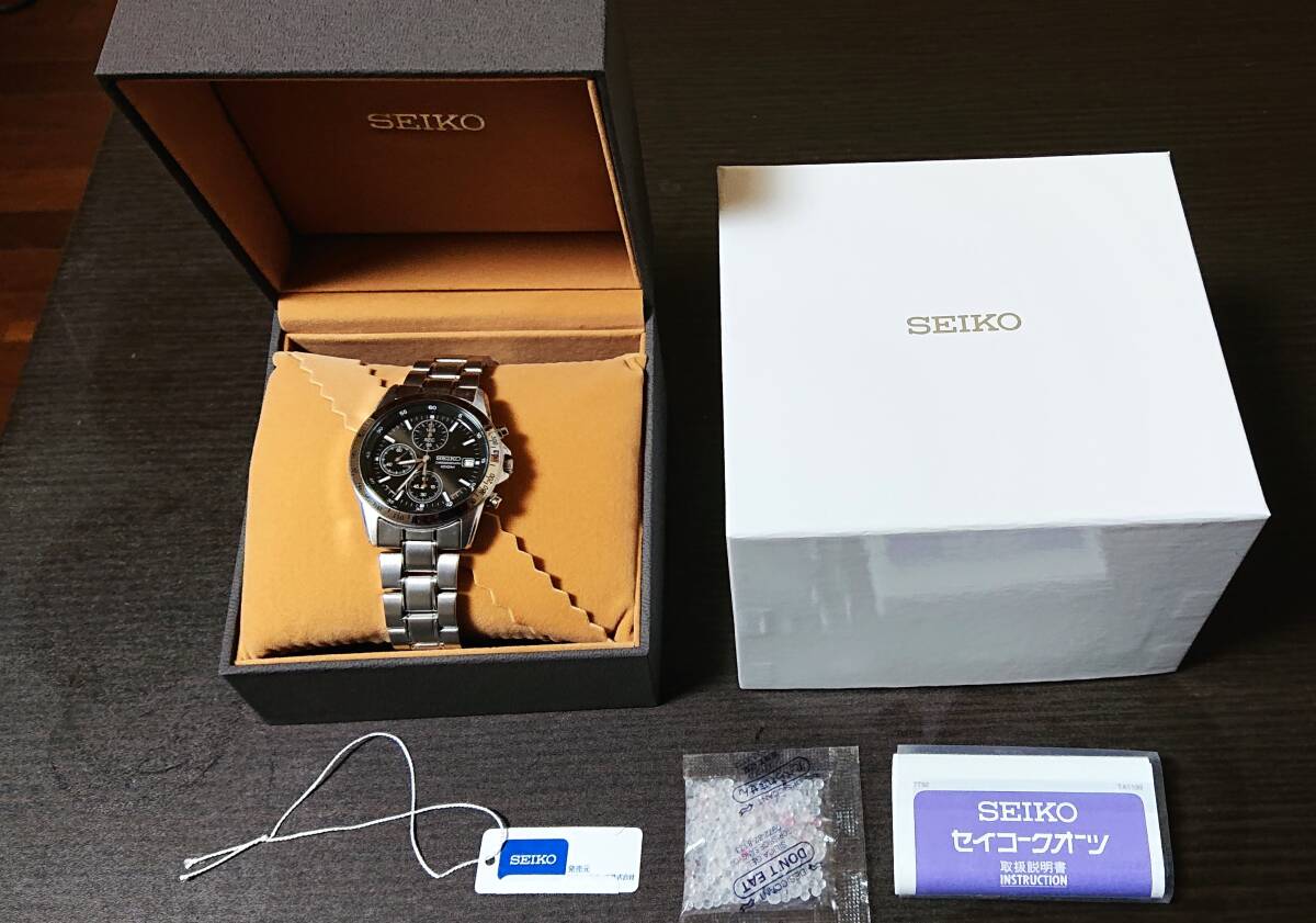  ほぼ新品！ セイコー SEIKO クロノグラフ タキメーター クォーツ ステンレスベルト 逆輸入 SND367P1の画像2