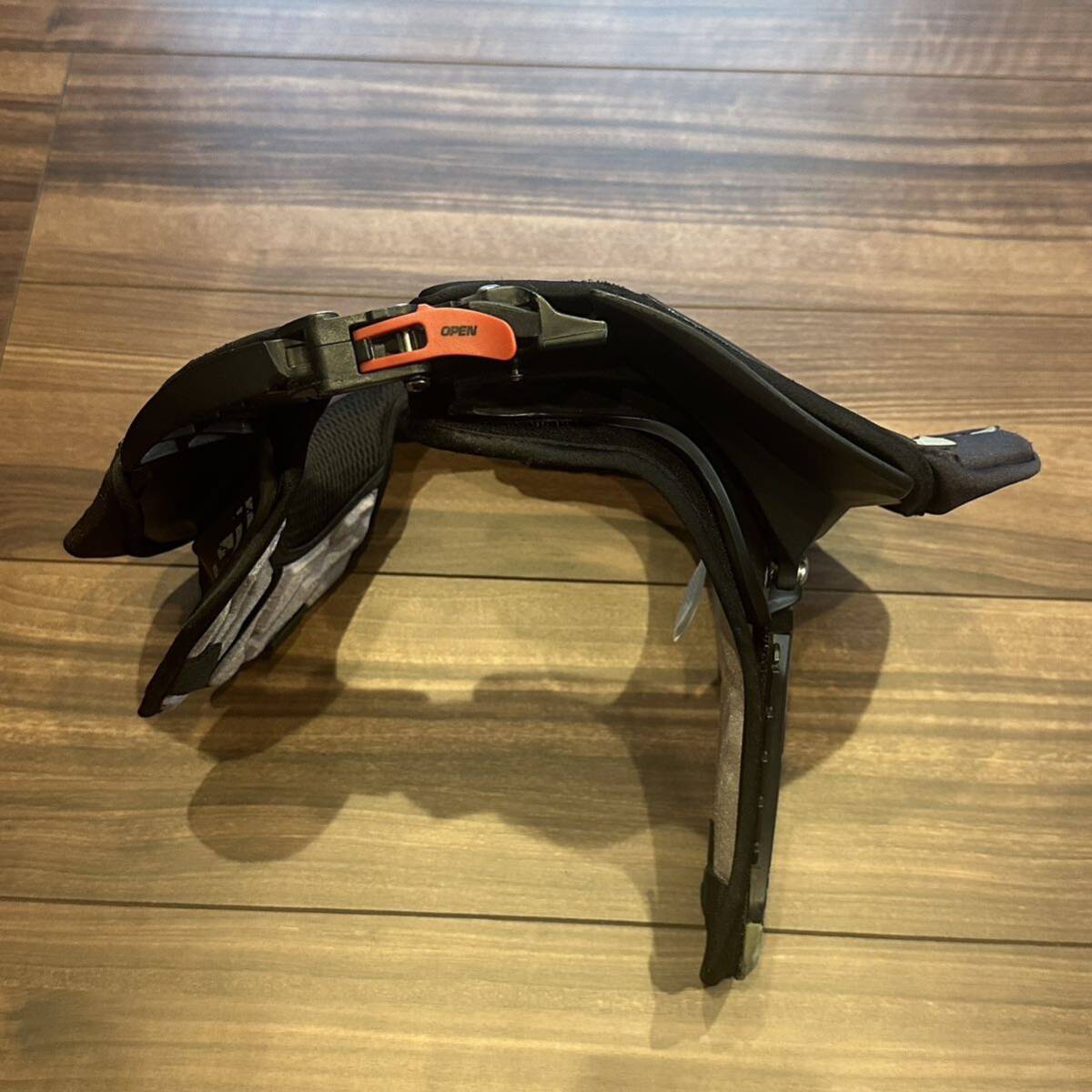Leatt リアット GPX RACE ネックブレース Neck Brace サイズ S/M Leatt リアット GPX RACE ネックブレース Neck Brace サイズ S/M