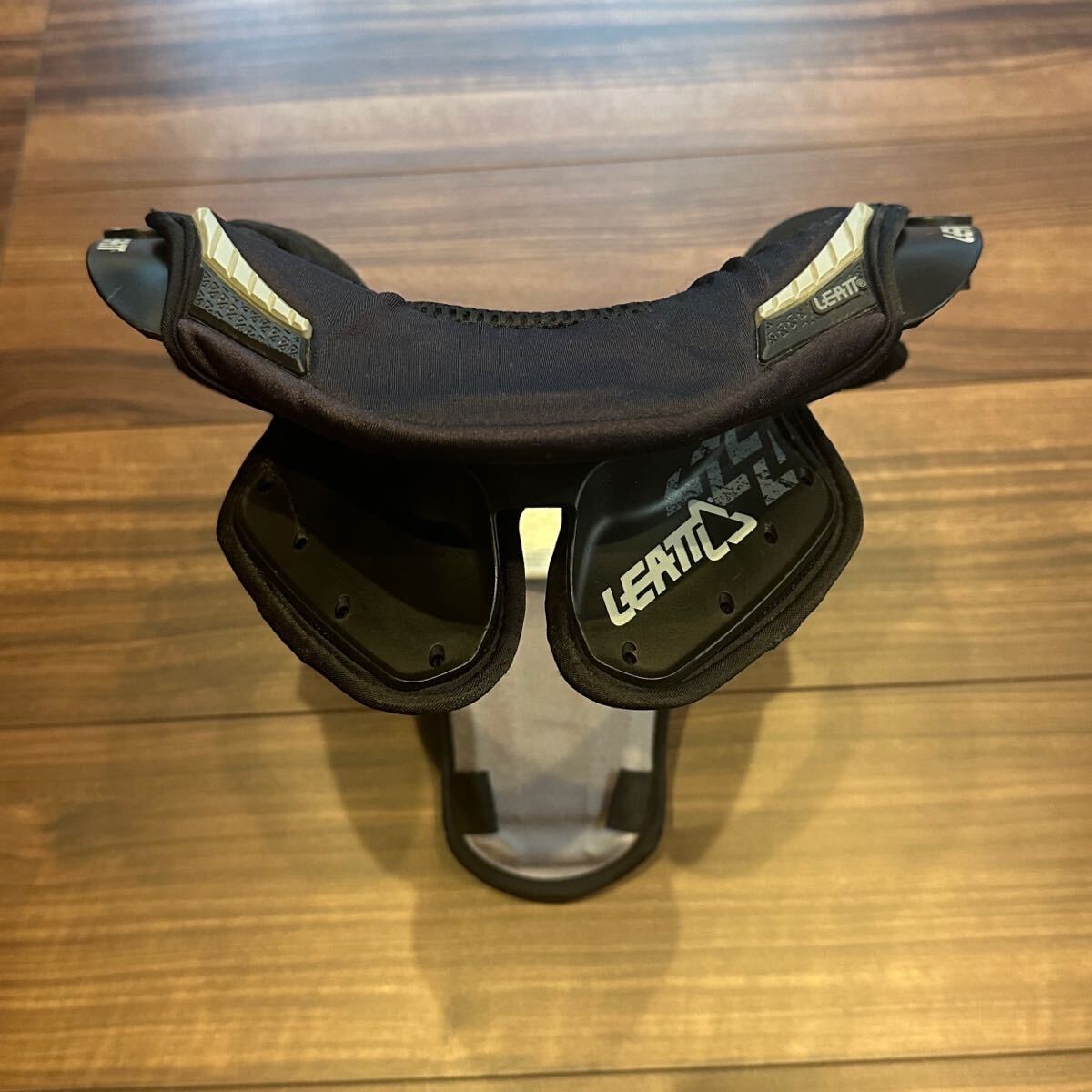 Leatt リアット GPX RACE ネックブレース Neck Brace サイズ S/M 黒 ブラック モトクロス BMX 首 保護 ネック プロテクター サイズ調整可能