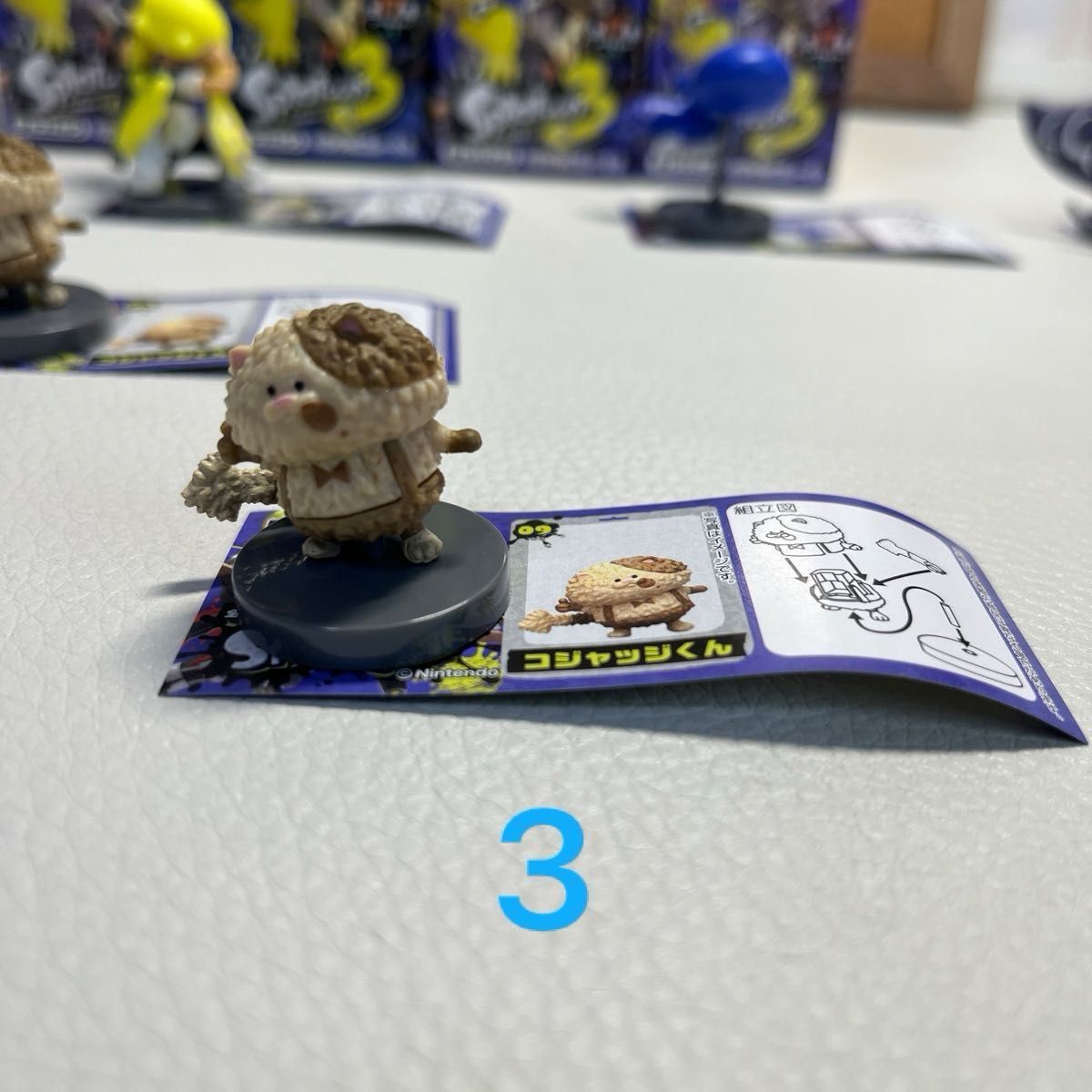 スプラトゥーン3 チョコエッグ　フィギュア　タコ(ブルー) マンタロー　コジャッジくん2体　⑯