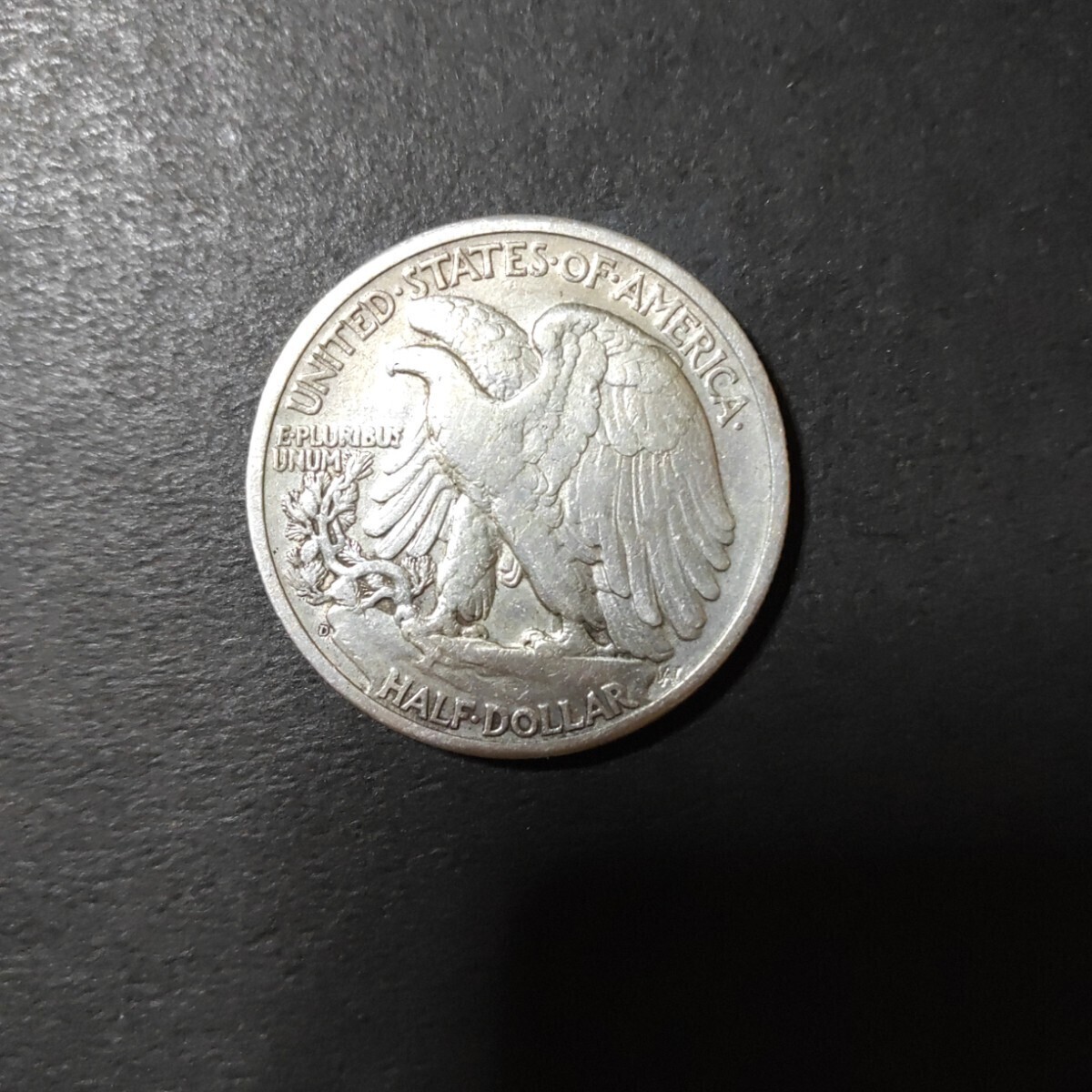 アメリカ ウォーキングリバティハーフダラー銀貨(1944)の画像1