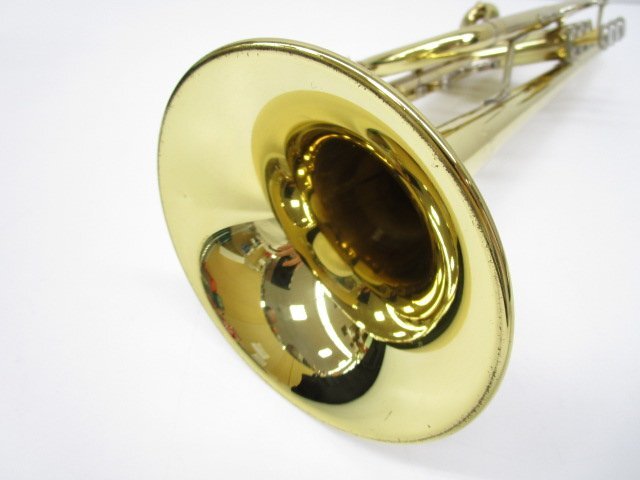 [即日発送] Bach バック B♭トランペット TR300 金管楽器 マウスピース/VINCENT BACH 7C ゴールド 純正ハードケース付き 現状品 351の画像4