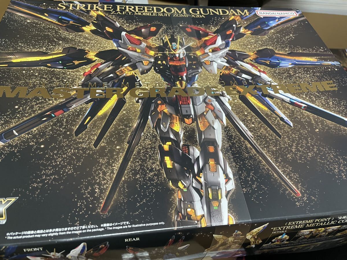 BANDAI SPIRITS MGEX Mobile Suit Gundam SEED DESTINY Strike freedom Gundam 1/100 шкала цвет разделение завершено 