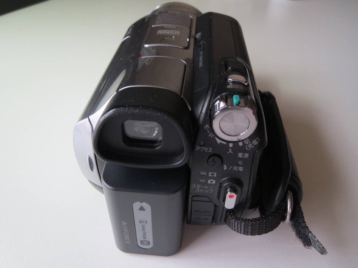 SONY HDR-SR7 60GB内蔵HDD フルHDビデオカメラ　バッテリー付_画像6