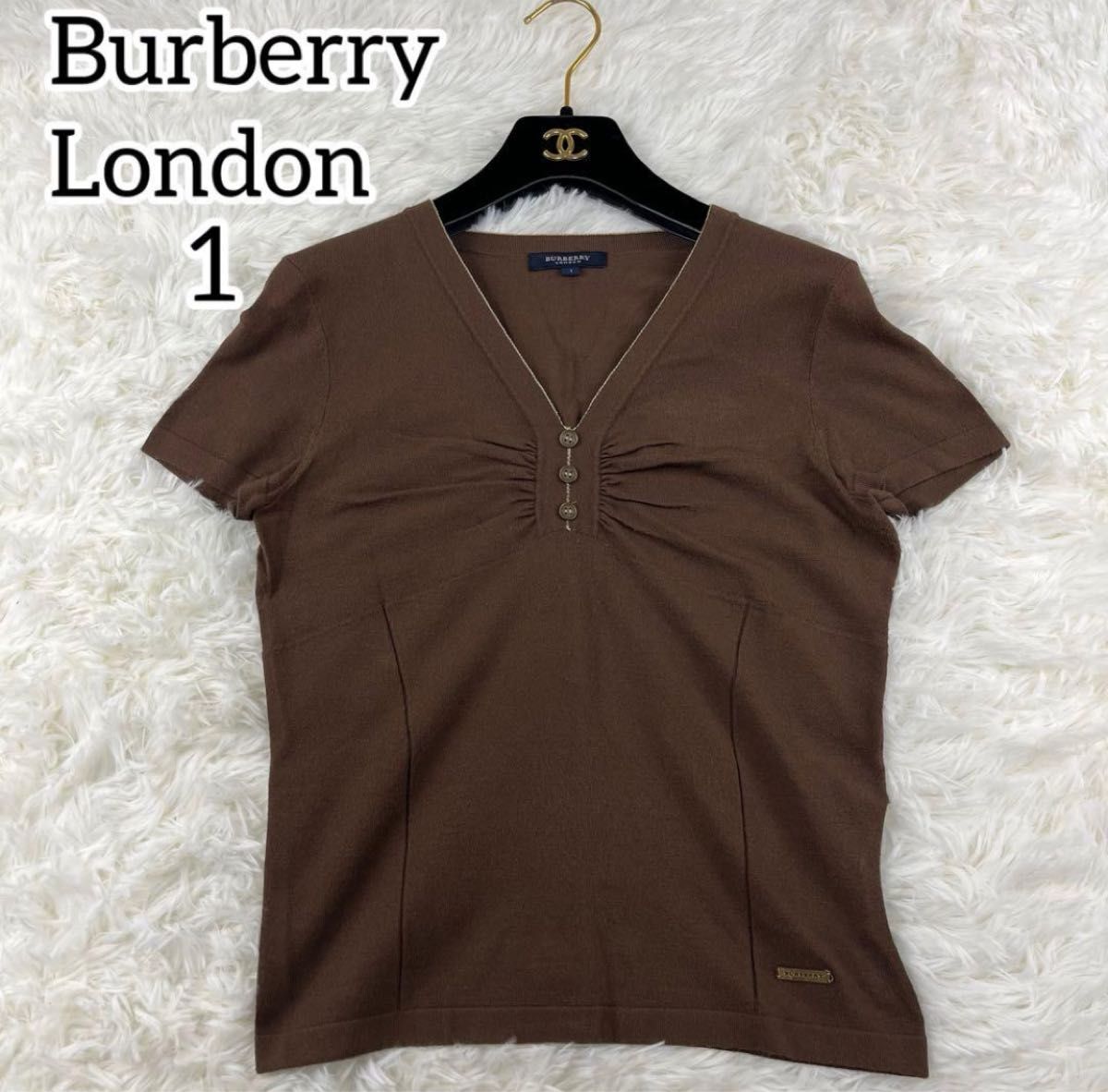 バーバリーロンドン　Tシャツ　半袖　カットソー　お洒落　Vネック　ゴールド　ロゴ　Burberry london ブラウン　36