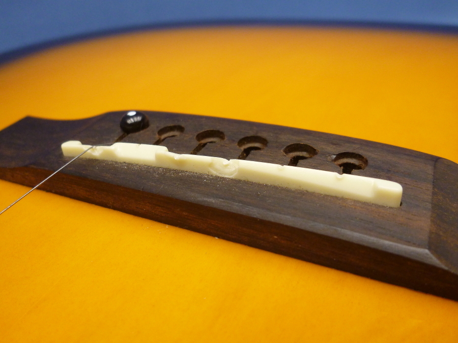 ギター K・Garage KF-150/VS 弦なし ブリッジピン欠品 ブリッジサドル割れ 中古 ジャンク の画像4