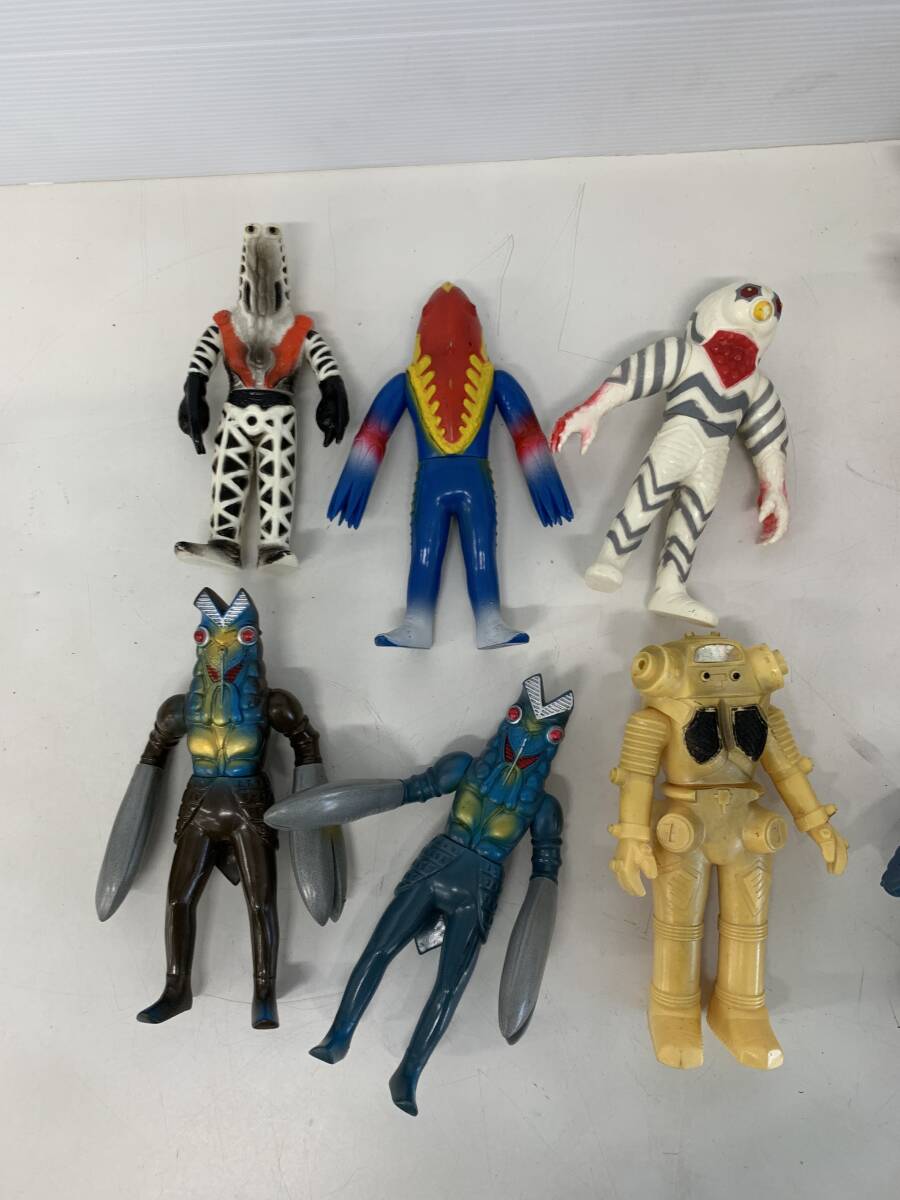 M 当時物 80S 90S ウルトラ怪獣 全て日本製 32体 の画像3