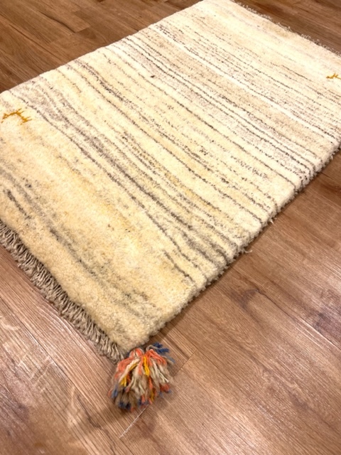 ◇ペルシャギャッベ◇手織り手紡ぎ◇GABBEHギャッベ◇カーペット ◇ペルシャギャッベ◇手織り手紡ぎ◇GABBEHギャッベ◇カーペット