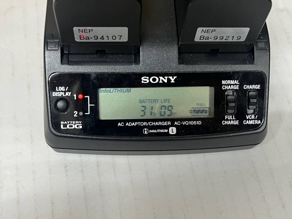 *Sony[AC-VQ1051D] original charger + battery 2 piece * operation verification ending *