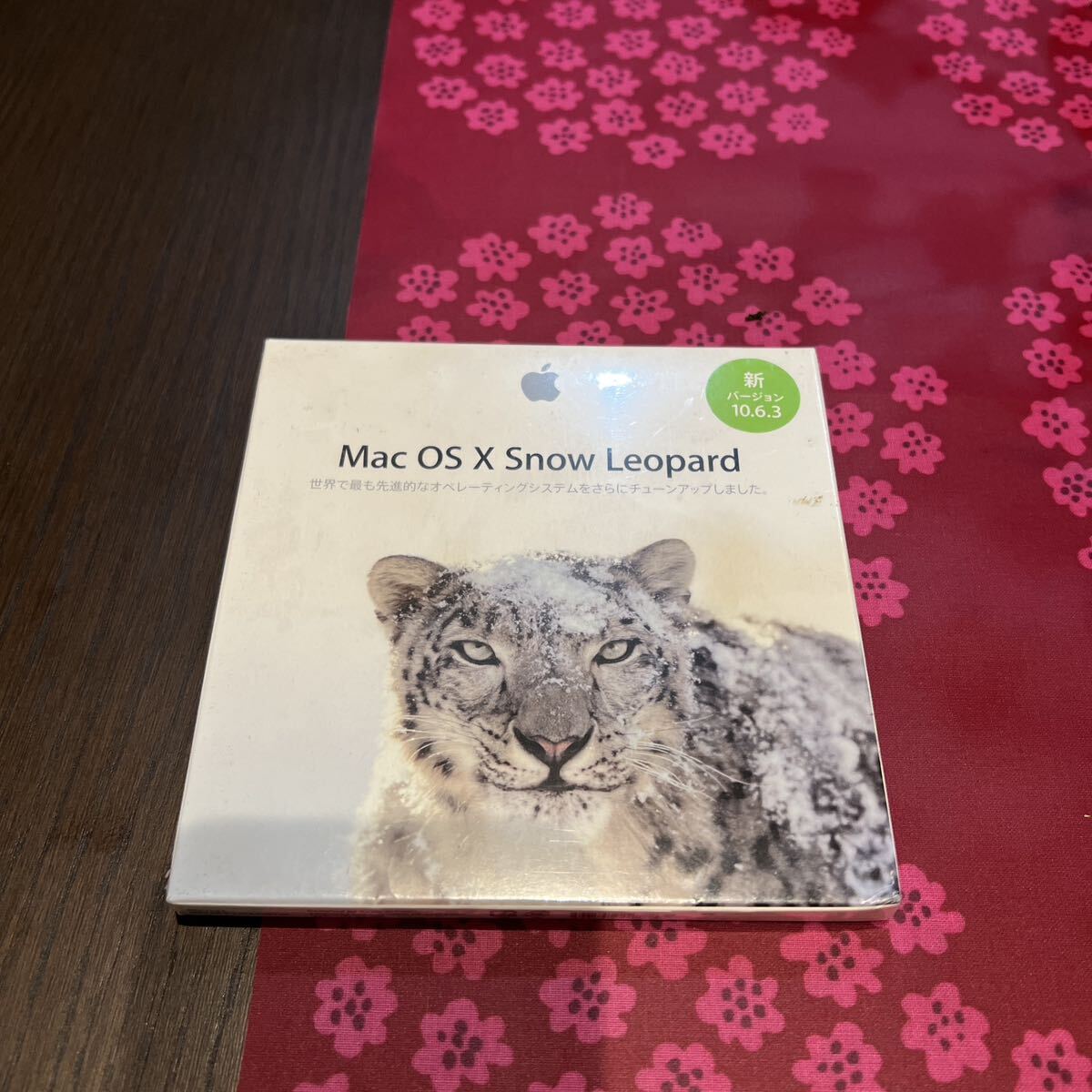  unopened new goods MAC OS X 10.6.3 SNOW LEOPARD