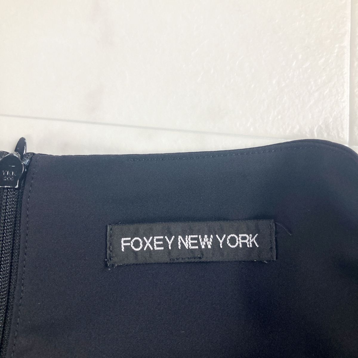 美品 FOXEY NEW YORK フォクシー ティアード ギャザーフレアスカート 膝丈 裏地なし レディース ボトムス 黒 ブラック サイズL*NC285_画像6