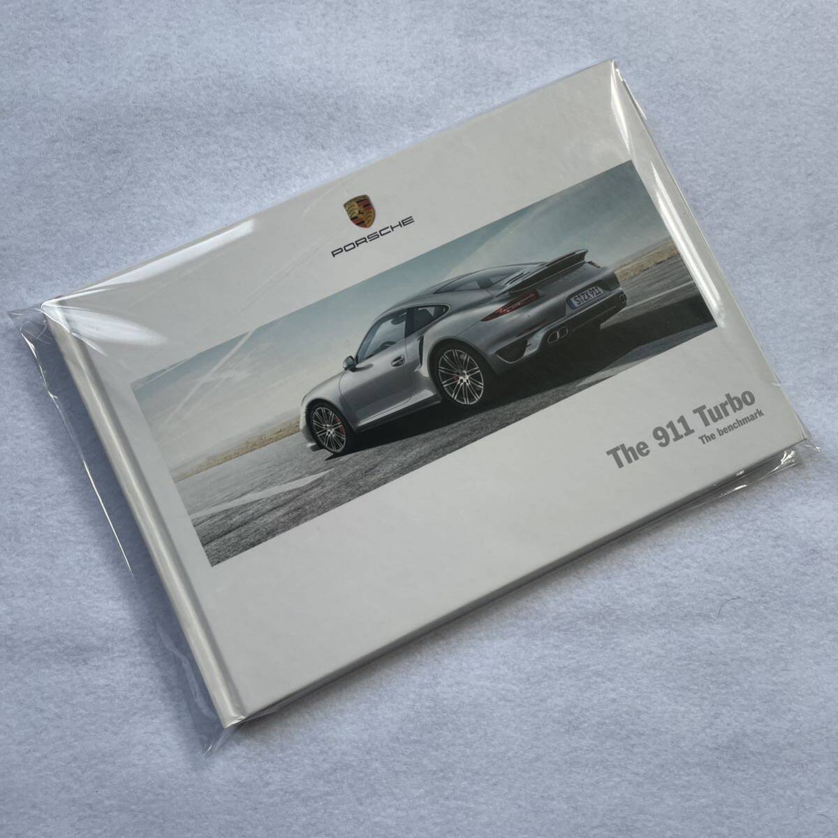 PORSCHE ポルシェ 911TURBO 911ターボ　カタログ　2015年　117ページ　ハードカバー　991型　_画像1