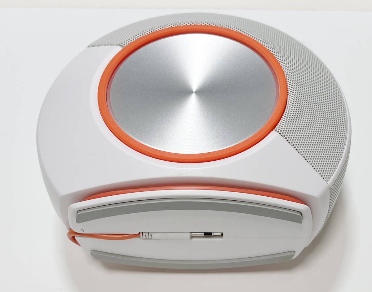 JBL Pebbles /white USB speaker ,great sound グッドコンディション！の画像6